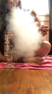 indica-illusions:rayyychilli:  This afternoon