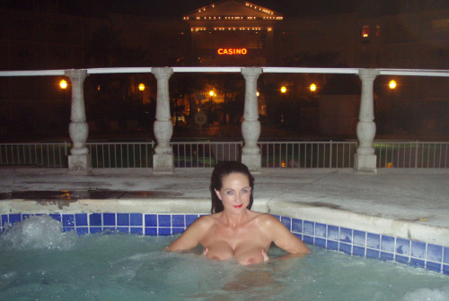 April 2010Primm Valley ResortMore boobs in the hotel hot tub.