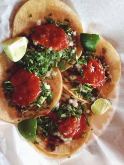 cali-cocaine:  Tacos before Vatos 