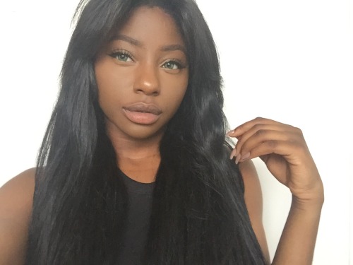 darkskinnedblackbeauty:  🌸Angola // IG: kxtbonifacio 🌸 