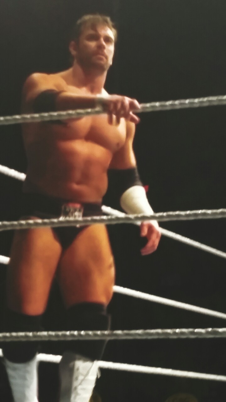 sluttyrollins:  So, this is what Alex Riley has been hiding under that suit. Good