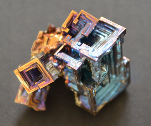 orevet: thatscienceguy: The Beauty of Bismuth: The Bismuth Crystal Oooh. That first one looks l