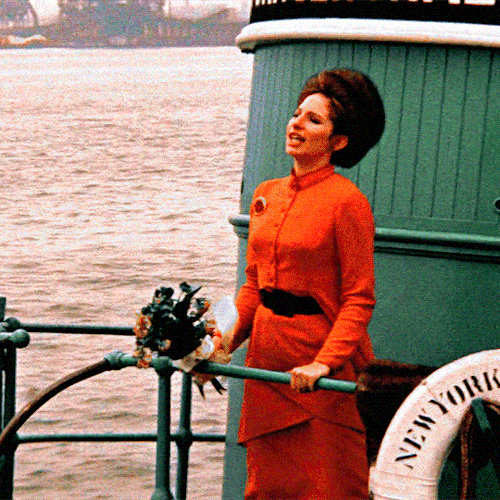 linda-darnell:COLORS IN CLASSIC FILM — Gone With The Wind (1939)Breakfast At Tiffany’s (