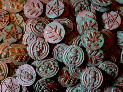 wilburwhateley: Lovecraft Tokens (top); Cthulhu and Elder Sign Tokens (bottom) by Joe Broers