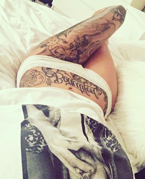 inkedandbeautiful:  Instagram: http://ift.tt/1QmhBd9