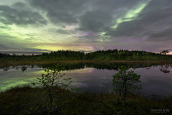 radivs:  Northern Lights and Clouds  1 |