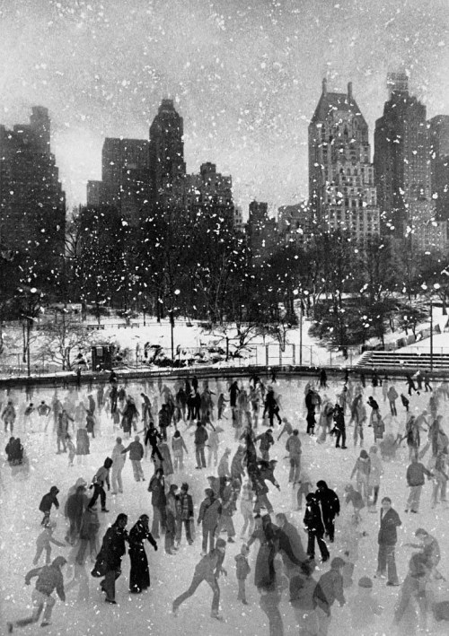 nevver:
“ Central Park 1954, Edward Pfizenmaier
”