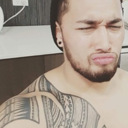 sharkeisha777:  Straight samoan from sydney