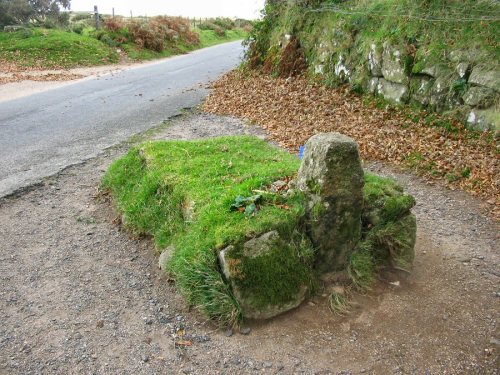 sixpenceee:The Grave of Kitty JayLocated in England, little is known about the woman who supposedly 