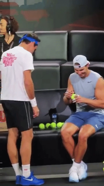 Fedal Signing Balls Together For The Kids During Their Laver Cup 2019 Practice