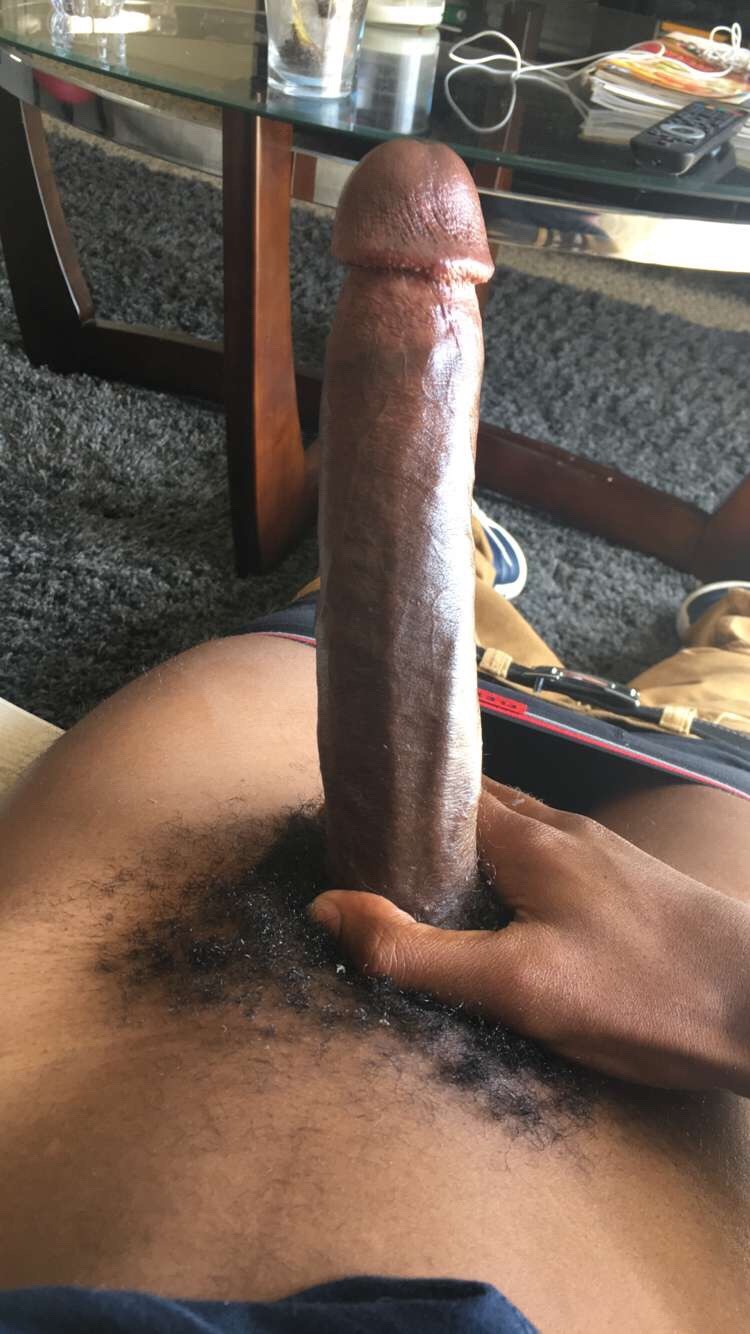 arealyoungfreak:  😏😏😏😏😏😏😏 #reblog #repost #bigdick #dallas #snapchat