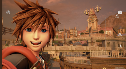 kingdomheartsgifs: Sora selfies!