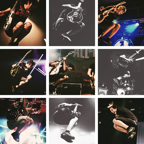 cieuxnoirs:  All Time Low on stage + Jack jumping. 
