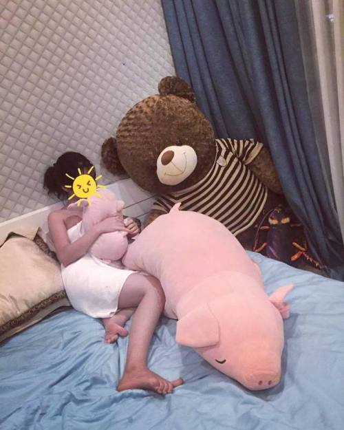 Em và con gấu anh chọn ai :)))