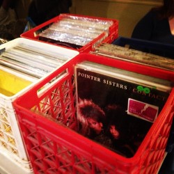 vinylfy:  Crate digging at the Record Show