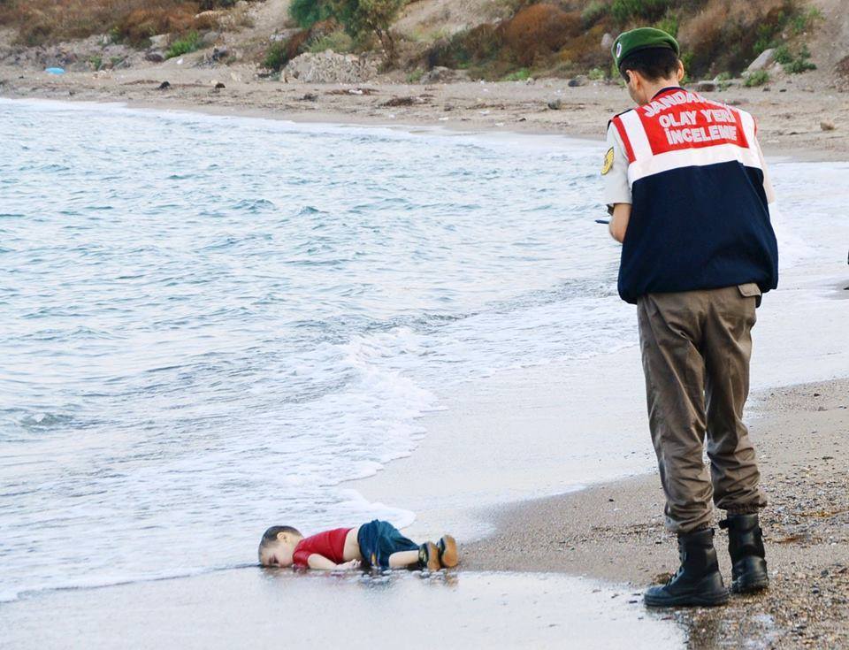 bijikurdistan:  His name was Aylan Kurdi, he was 3. His brother’s name was Galip
