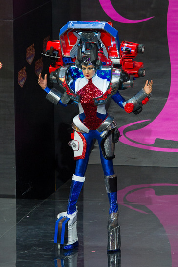 tempestpaige: annabellebanna:  omg i am laughing so hard at the Miss Universe costume category  you got poland lookin nice  Namibia workin it  Costa Rica goin big, what did you expect  Haiti fuckin rockin it  Great Britain got damn  Switzerland hell yeah