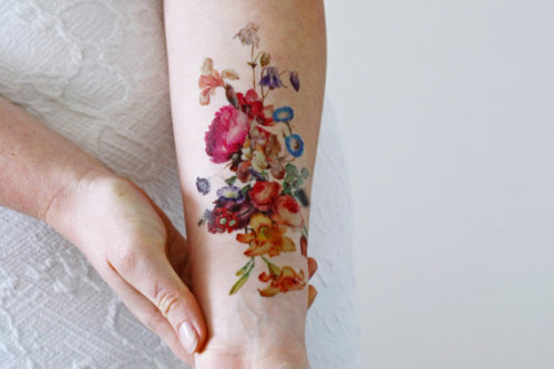 cute-thangsss - Vinetage floral temporary tattoos. 