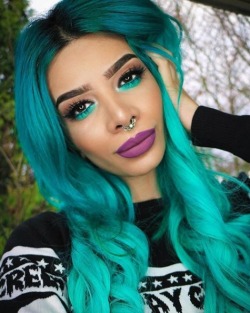 color-head:   lilmoonchildd      More colorful hair here ♥   