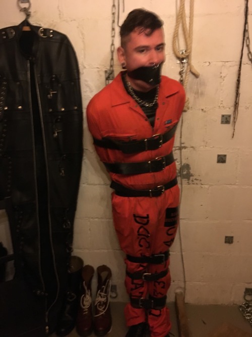 jamesbondagesx:  Repeat repeat offender put in prison uniform, restrained and punished with mock hanging; strapped in straitjacket, mouth clamped open and used as an ashtray All breath play is conducted safely. Do not try alone. 