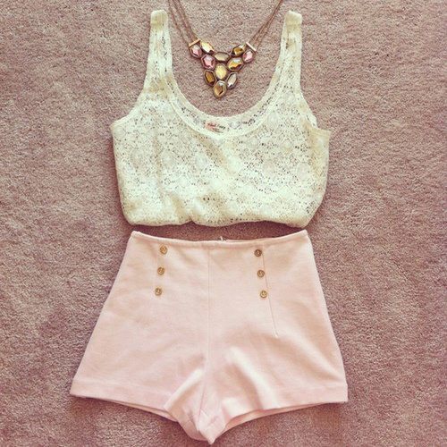 Fashion Girls | via Facebook på @weheartit.com - http://whrt.it/110S69P