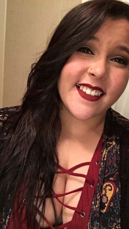 chubby-bunnies: Baylee. 19. Size 22-24. Felt so beautiful and sexy going out last night. Took a bunc