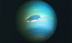 sixpenceee:   What’s the Surface of Neptune