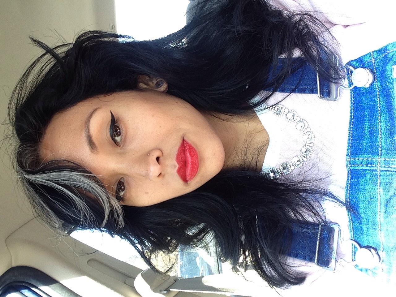 bitterbitchclubpresident:  saelysia-the-greater:  bitterbitchclubpresident:  🍓🍓🍓