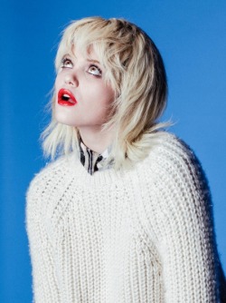 puthas:  Sky Ferreira for Grazia Magazine