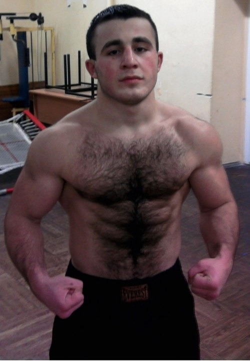 grrfur:  realmenstink: Pocket woofer.
