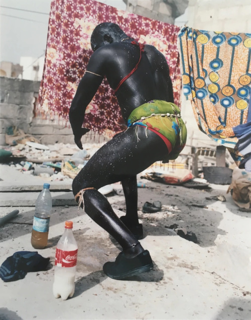 au-meme-endroit: Wrestler, Senegal, 2015, Harley Weir