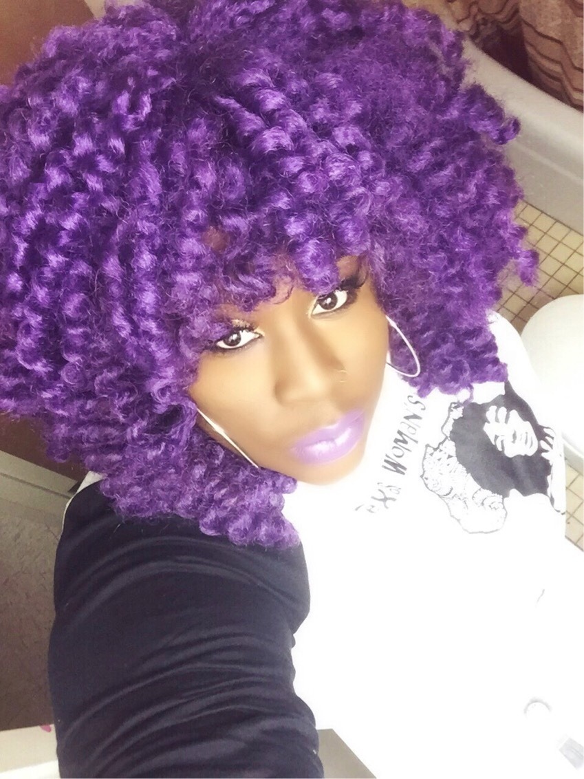 clarknokent:  rooxadamus:  Idk.  I love seeing beautiful black women with color in
