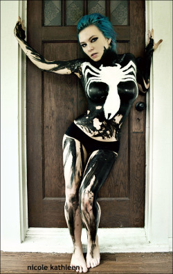 momosmoment:  Venom Cosplay1 by nicole-x-kathleen