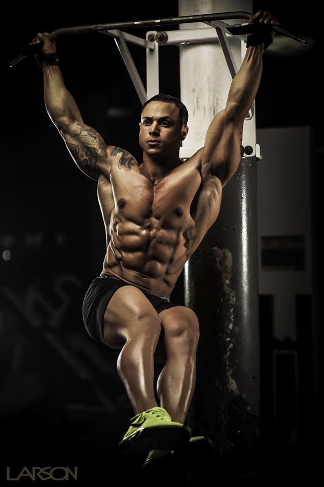 cdnlifter27: Axel Alvarez Photos: Ulrich Oehmen, Doug Larson 