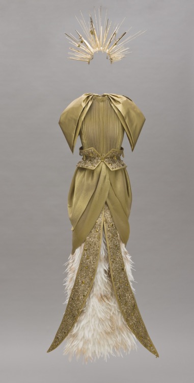 fashionsfromhistory:Dress from the Fra Angelico Collection, 2011RodarteLACMA