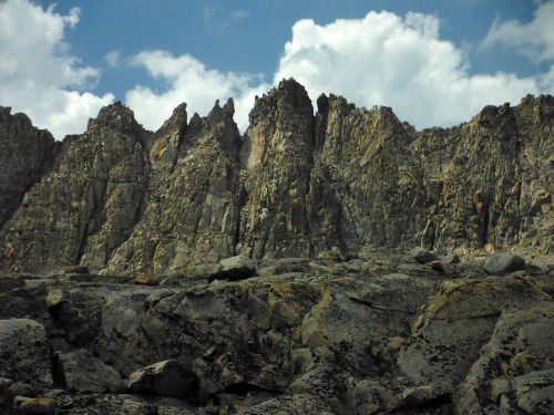 The eastern side of the Pinnacles is steeper than the western side. Pinnacles Lakes Basin, John Muir