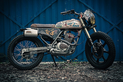 thefunkydictator:  Honda CLR125 Scrambler – Dream Wheels Heritage 