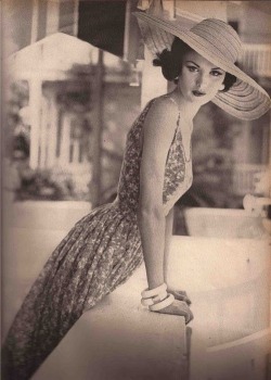 Vintage Fashion And Glam