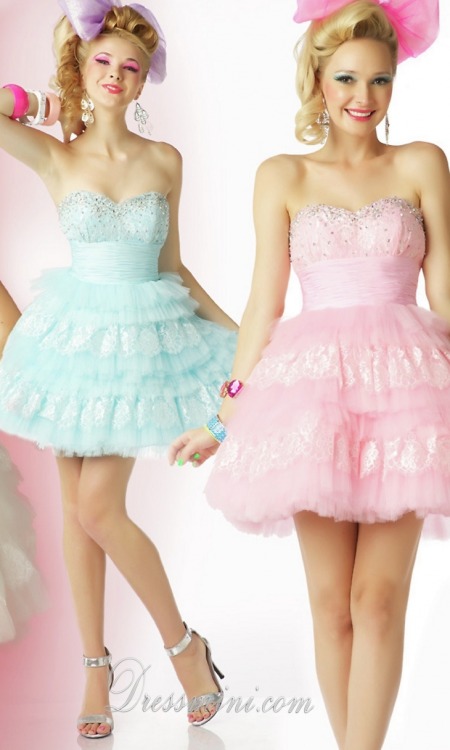 ashleechiffon: sarahherslut: sissydonna: sweetcarole: pretty ladies,really pretty cute girly dres