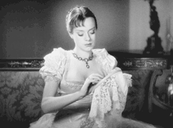  Elsa Lanchester as Mary Shelley in Bride