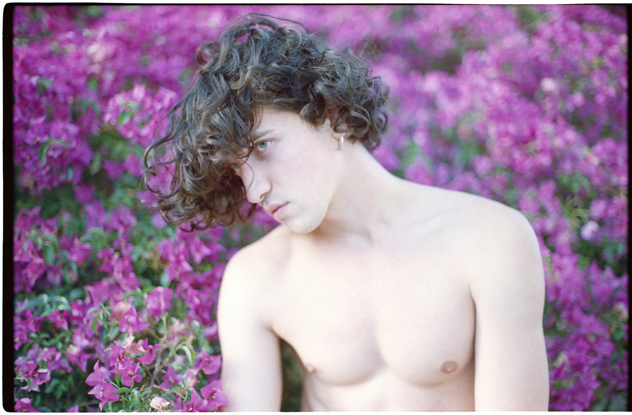 ohthentic:  estebanvargas:  Seba @ Spirit of Fashion, 35mm.  ohthentic 
