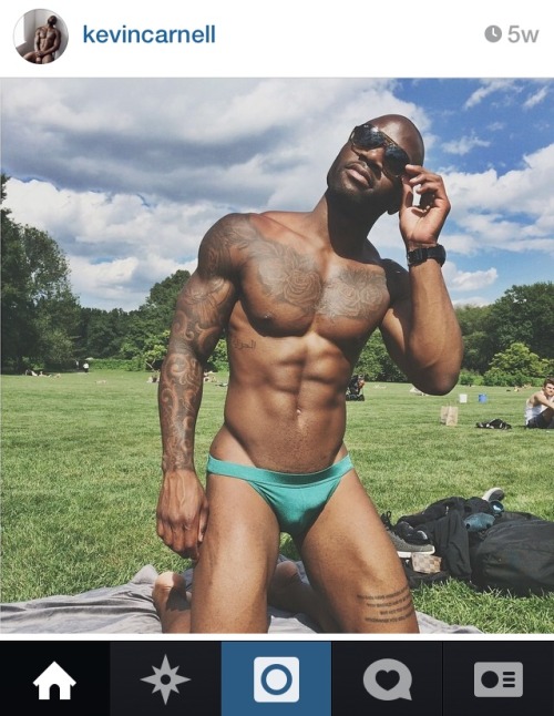 honeynegative:  Kevin Carnell 