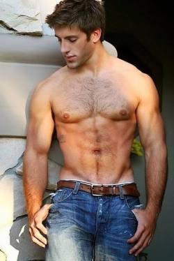 dallasguy75204:  dante-dfw:  meniloveat5280:  Follow for over 95,000 examples of The Art of Man  Handsome man. Hair in all the right places.  1,000’s of pics from a DallasTXGuy: dallasguy75204.tumblr.com