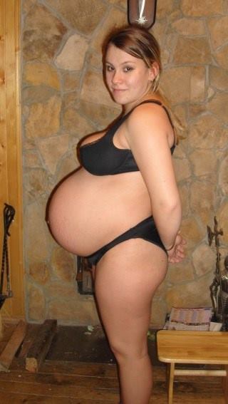 Pregnant Redheads porn pictures