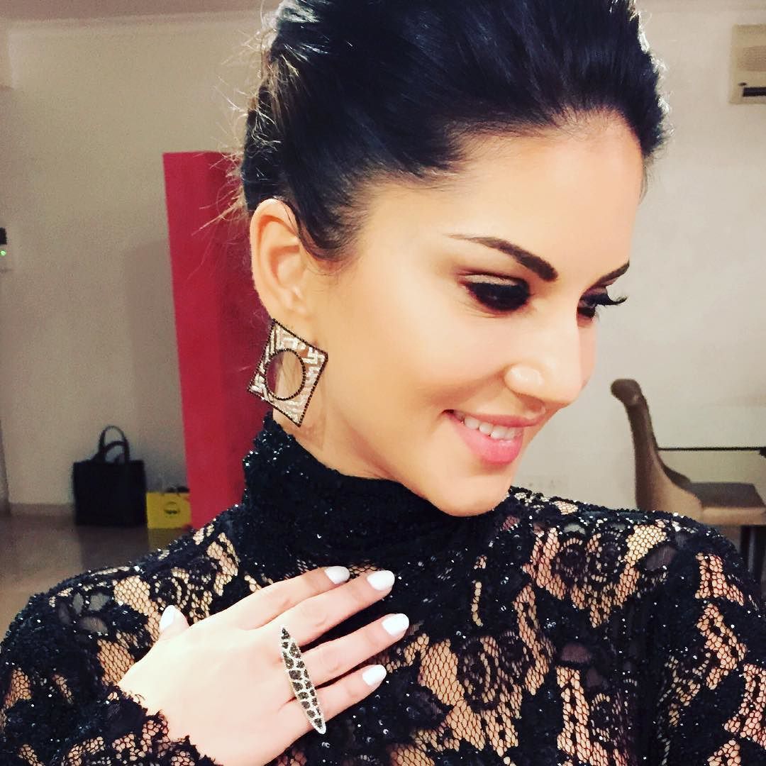 White and black diamonds by @maheshnotandas thank you so much for making me feel