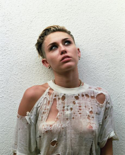 mileyandthings:  ♡ Miley Cyrus Blog ♡ adult photos