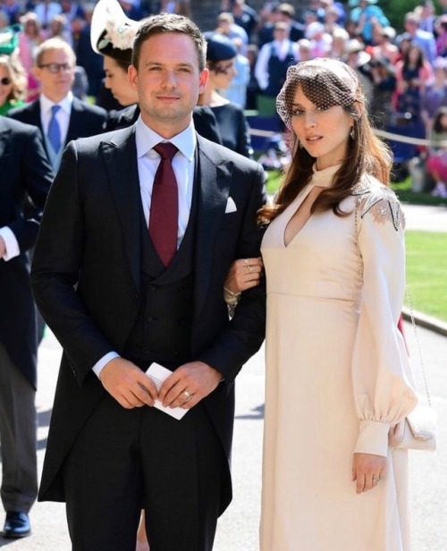 fuckyeslittleliars:Troian Bellisario and Patrick J. Adams at the Royal Wedding