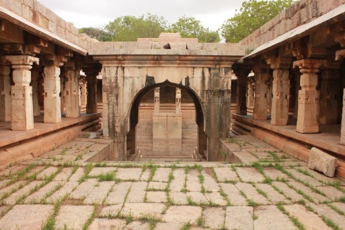 Venkatapati Baavi Kanakagiri, a ancient stepwell, Karnataka