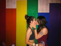 Sexy-Lesbian-Kiss:  &Amp;Gt;&Amp;Gt; Click Here For Sexy Lesbian Kisses &Amp;Lt;&Amp;Lt;