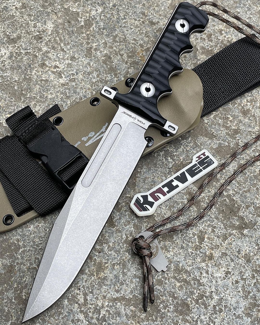 Coltelleria Collini - Big Brother Survival knife 😎 Follow us  👉@coltelleriacollini👈 Order: knives.it -------------------------------  #hunting #hunter #knivesdaily #blades #kabar #intothewild #intothewoods  #hunting #hunt #bushcrafting #knifelife